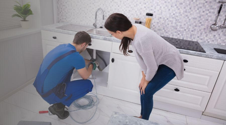 Professional same day plumber in Greenback, TN
